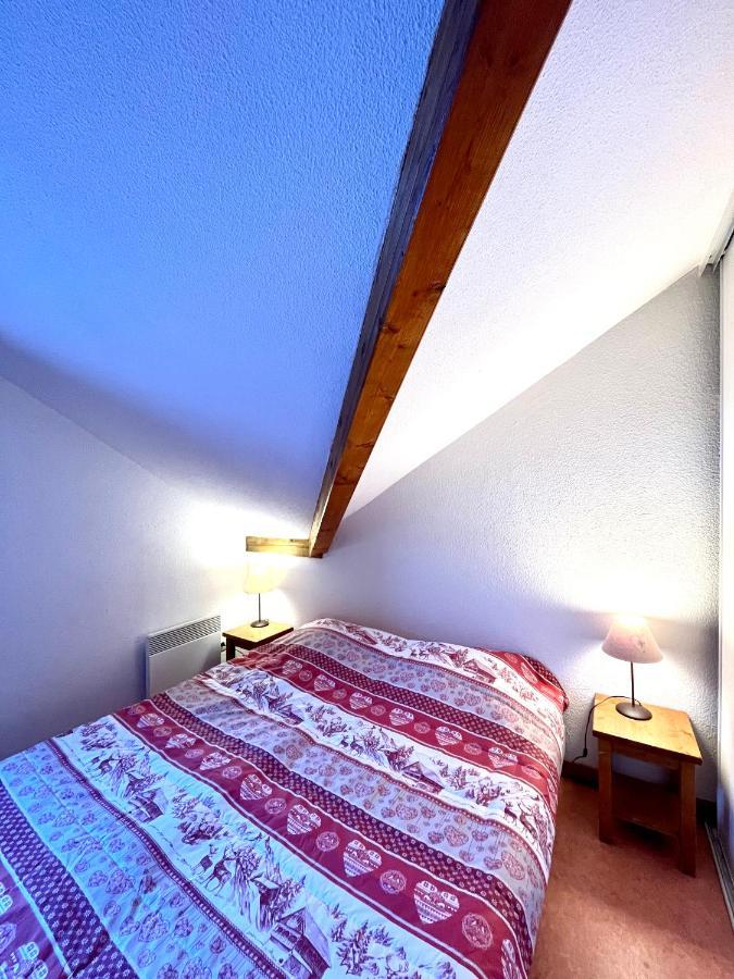 Chalet Vars 8 A 10 Personnes, Proche Des Pistes Exterior foto