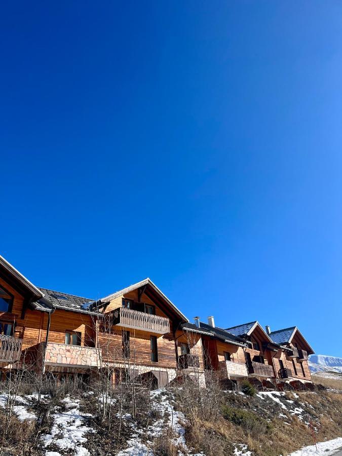 Chalet Vars 8 A 10 Personnes, Proche Des Pistes Exterior foto
